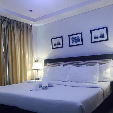 Dragonlink Suites @ Bel-Air Soho Makati City Eksteriør bilde